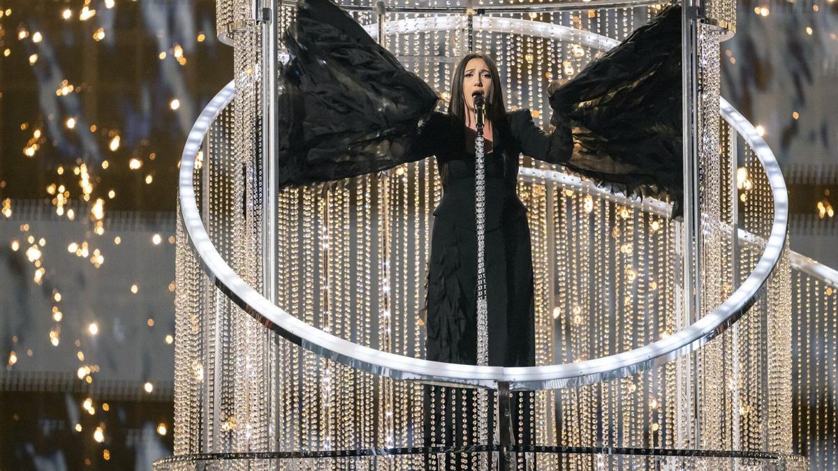 BASEL (Switzerland), 14/05/2025.- Israel's Yuval Raphael performs the song 'New Day Will Rise' during the dress rehearsal for the second semi-final of the 69th Eurovision Song Contest (ESC) in Basel, Switzerland, 14 May 2025. (Suiza, Basilea) EFE/EPA/GEORGIOS KEFALAS