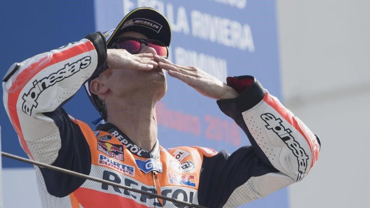 Dani Pedrosa celebra su victoria en Misano.