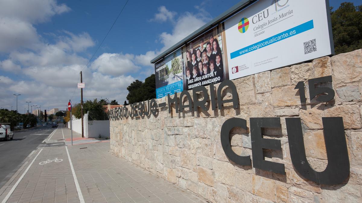 Dos clases del colegio CEU Jesús María permanecen en cuarentena