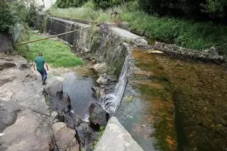 El Lagares recupera atractivo con un nuevo tramo de paseo, pozas y una senda ciclista