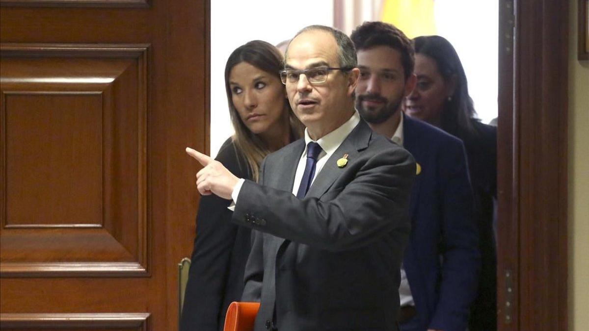 Jordi Turull sale de presentar sus credenciales como diputado en el Congreso, este lunes.