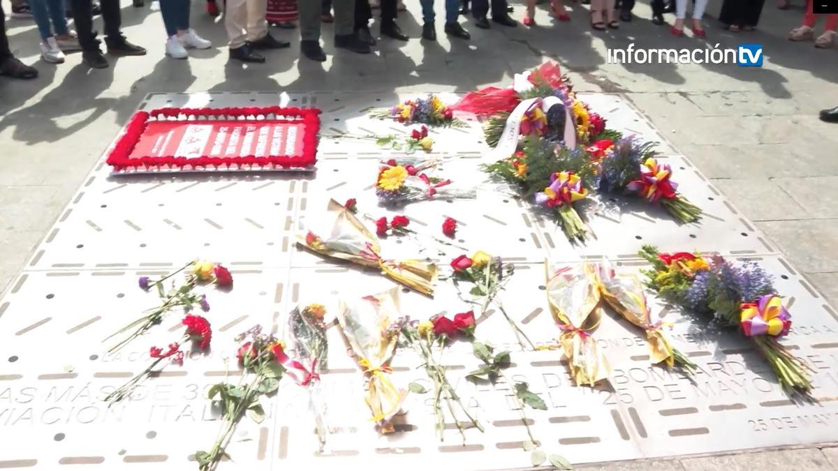 Homenaje a las víctimas del bombardeo del Mercado Central de Alicante.