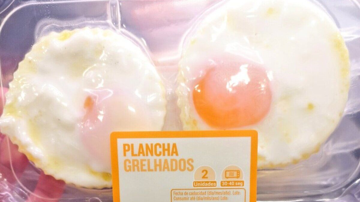 Huevos fritos envasados: el hilarante producto que causa furor en redes