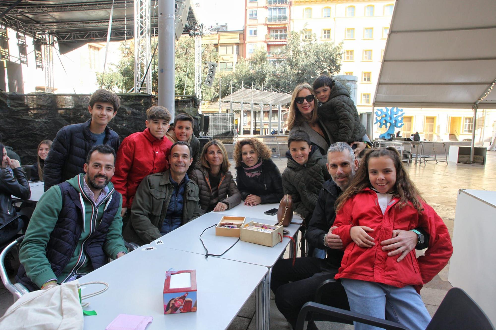 Los castellonenses almuerzan antes de la primera mascletà