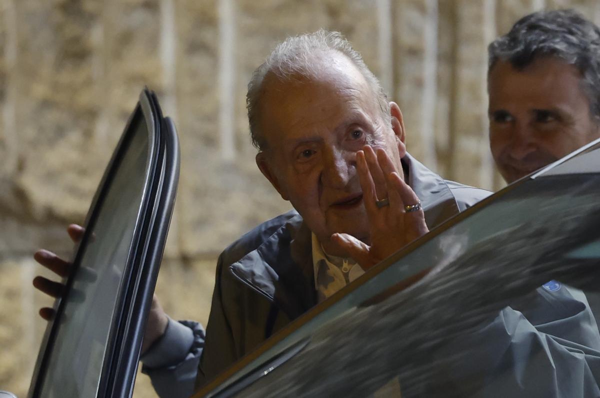 Juan Carlos I afirma que la monarquía es una garantía para la democracia en España