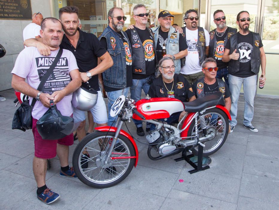 San Vicente homenajea a Ángel Nieto