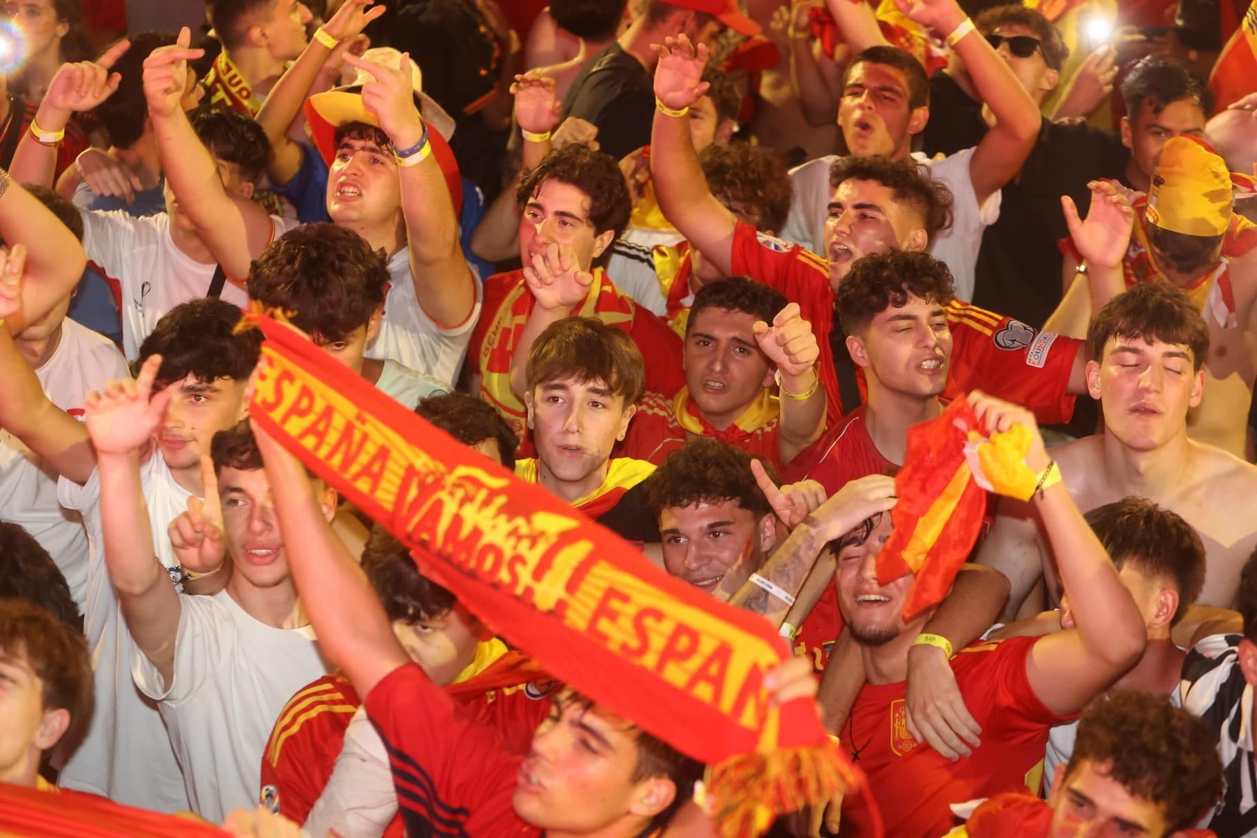 España gana la Eurocopa: Los alicantinos celebran la final de la Eurocopa