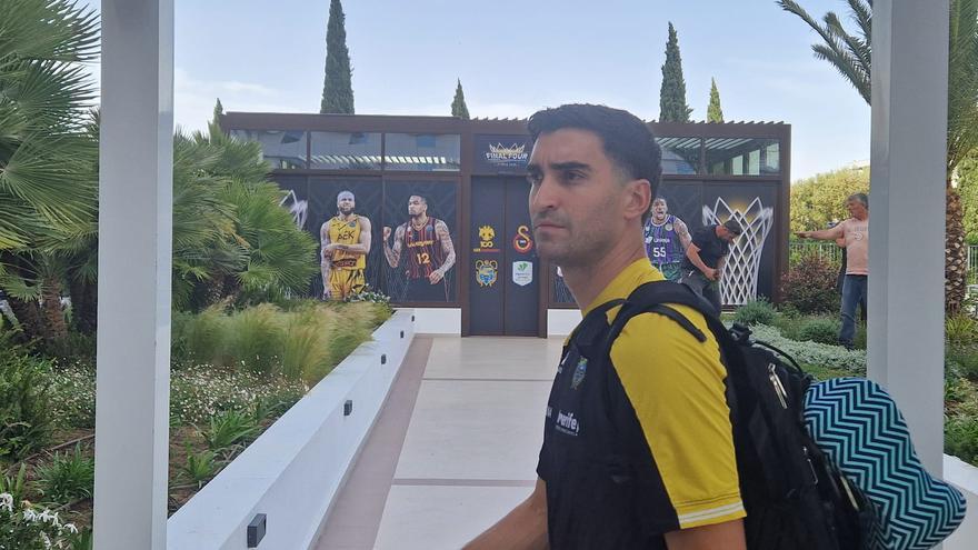 El Canarias ya está en Atenas para conquistar su tercera Champions