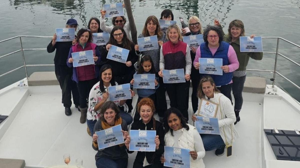 Imatge de la jornada reivindicativa del 8M al port de Palamós, l'any 2025.