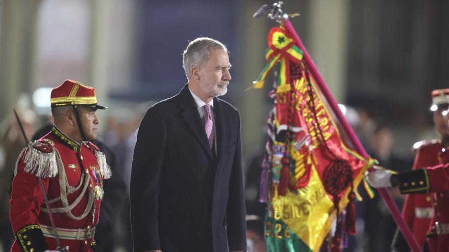 Felipe VI se reencuentra en Bolivia con el presidente Rodrigo Paz, amigo de sus años en Georgetown