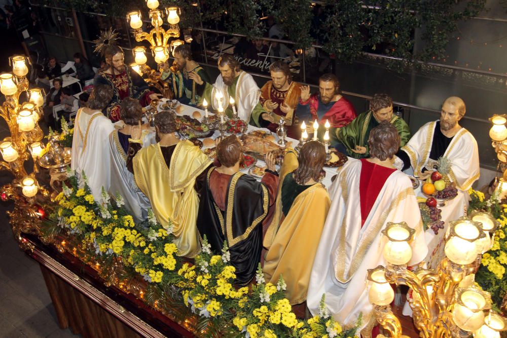 El primer trono mixto de Cartagena marca la procesión del Prendimiento