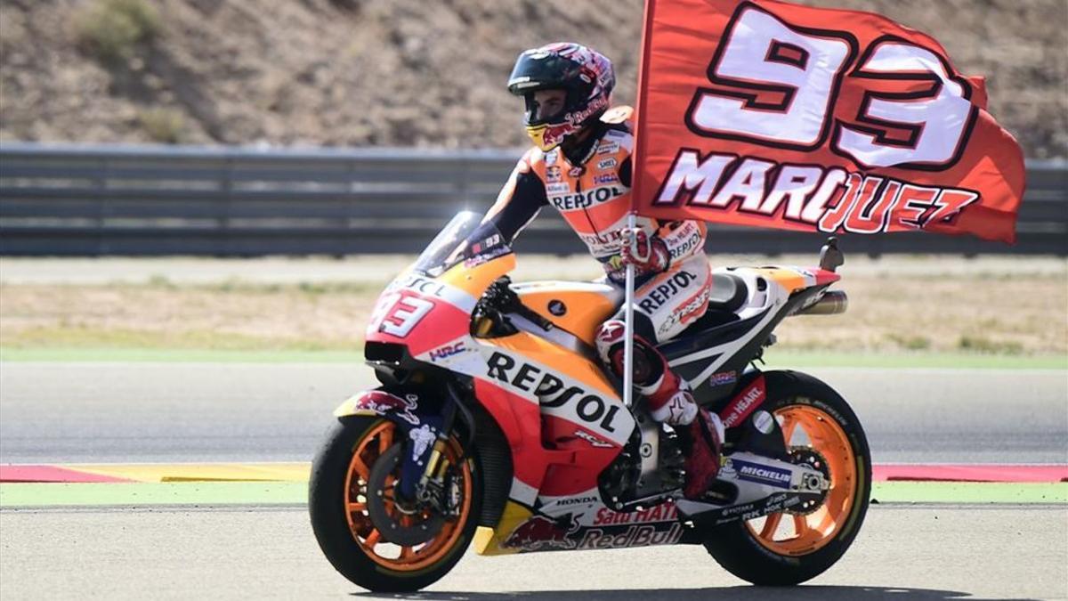 Valiosa victoria de Márquez en MotorLand.