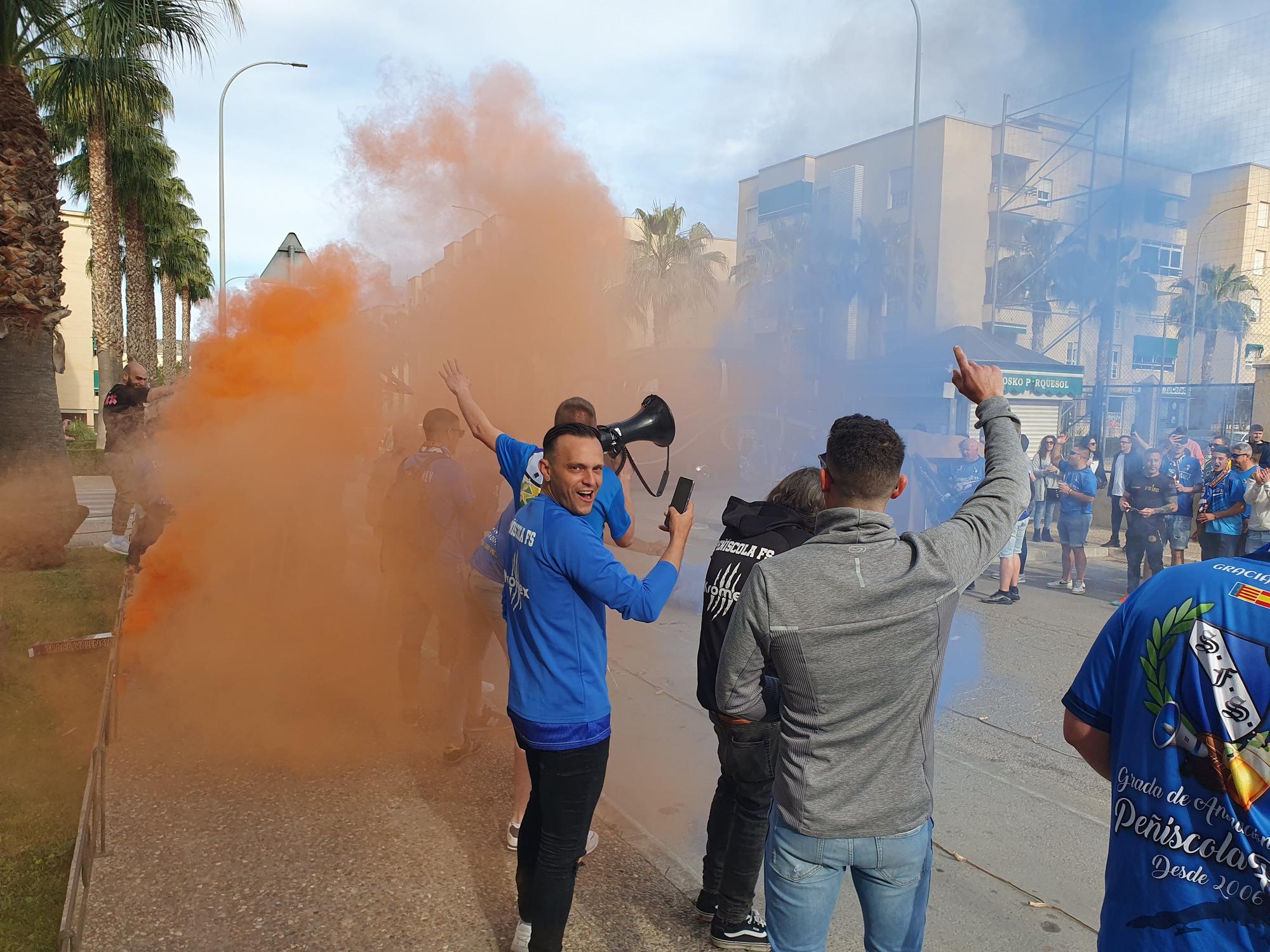 GALERÍA | Las mejores imágenes de la afición del Peñíscola en las semifinales de Copa