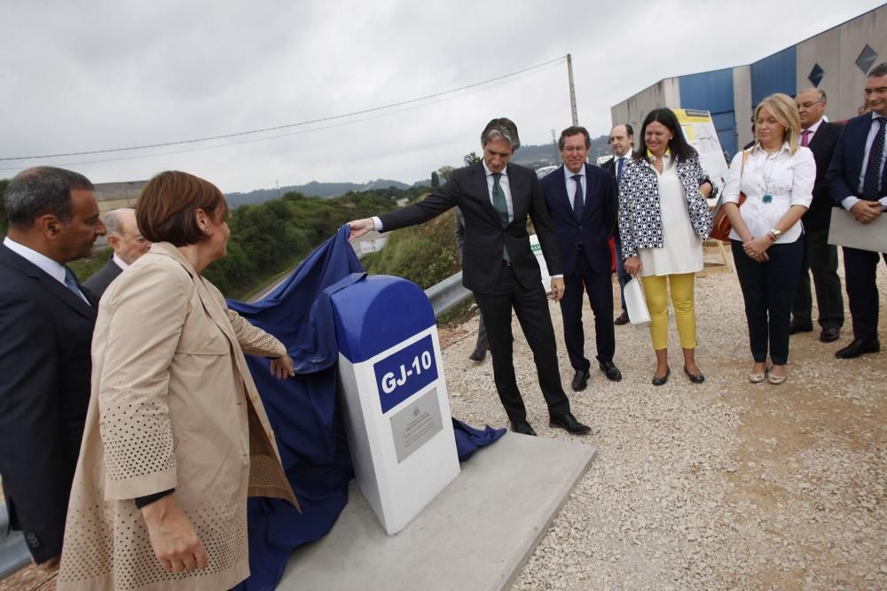 El Ministro de Fomento en Gijón