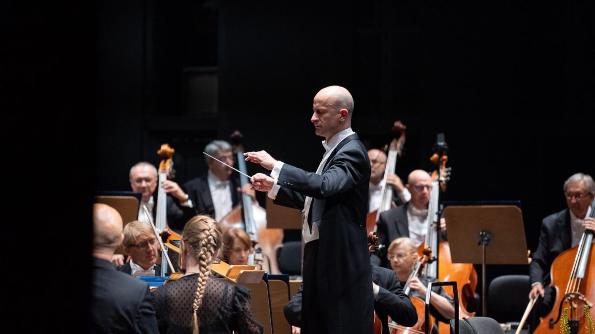 El director de orquesta Guillermo García Calvo.
