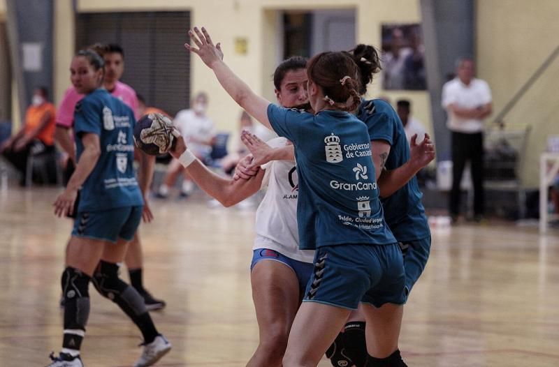 Salud-Rocasa | 15/08/2020.Partido de balonmano de la Copa Gobierno de Canarias.  | 15/08/2020 | Fotógrafo: María Pisaca Gámez