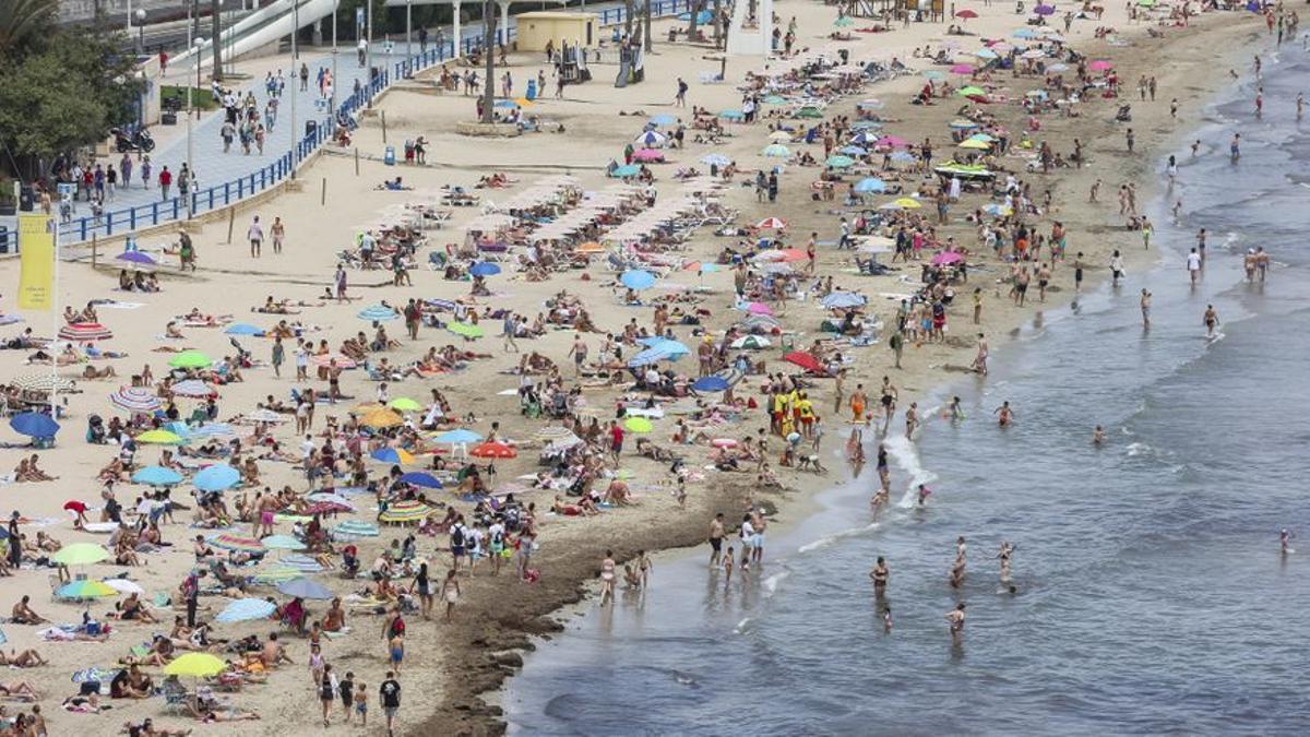 El interior de la provincia alcanza los 37 grados en el día de máximo calor de la semana
