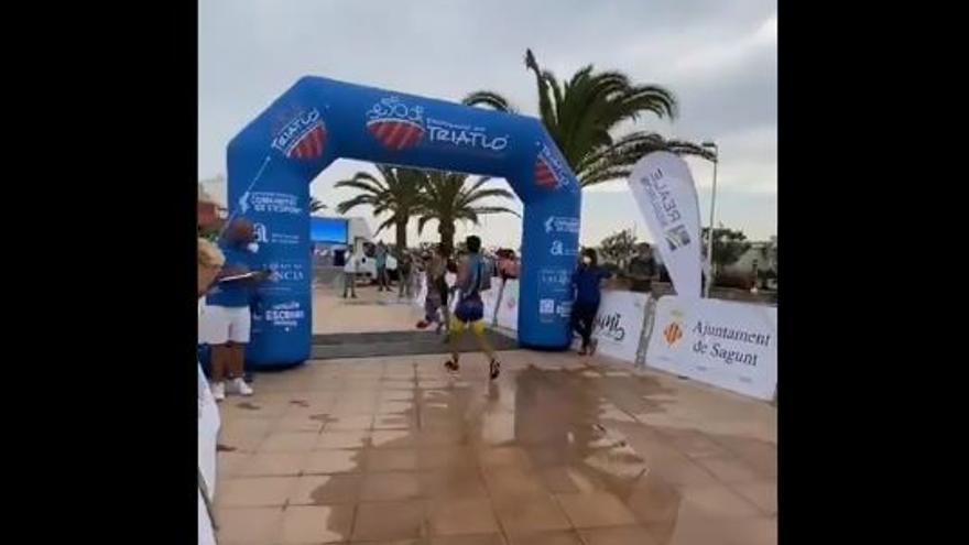 Cómo perder el Triatlón de Sagunto por celebrarlo antes de tiempo