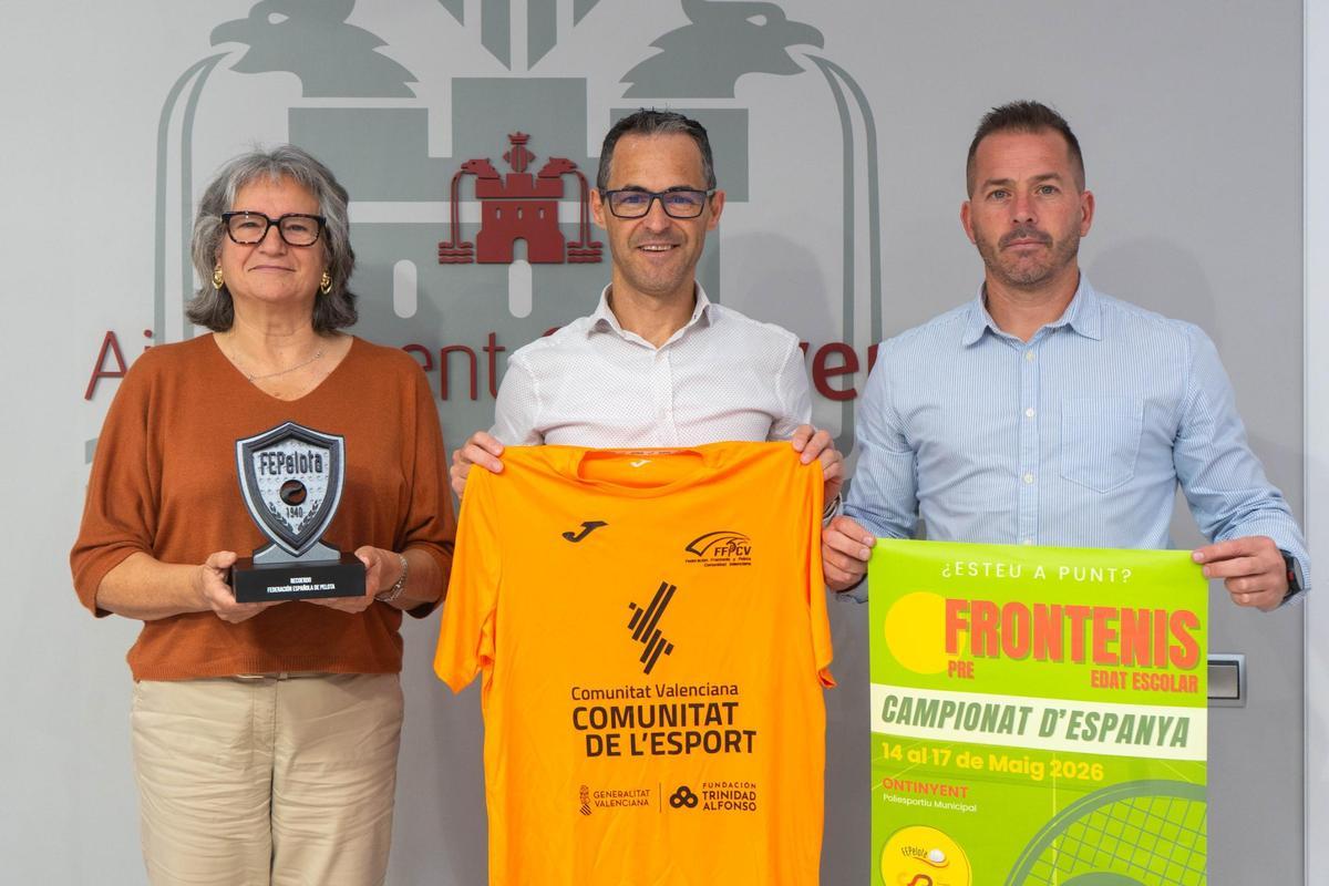 Presentación del Campeonato de España de frontenis escolar, en Ontinyent.