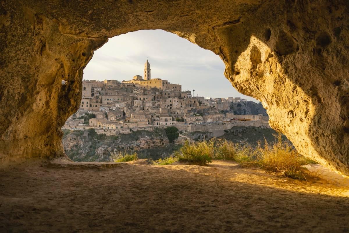 Antigua ciudad de Matera (Sassi di Matera) en Italia