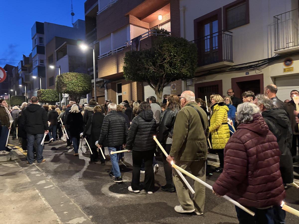 Las imágenes de la multitudinaria procesión de subida de la imagen del Santísimo Cristo del Mar de Benicarló