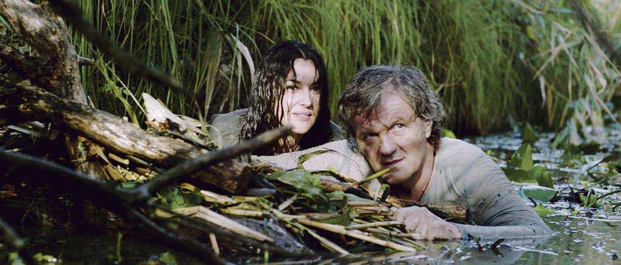 Mónica Belluci y Emir Kusturica en la película &quot;En la Vía Láctea &quot; // Wild Bunch