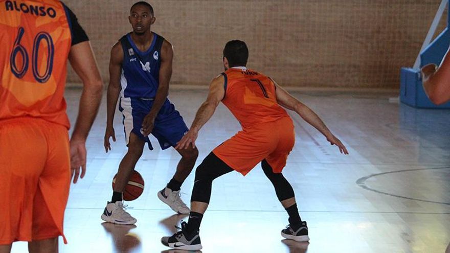 Kimbrough conduce al CB Marbella a la victoria ante UBU Tizona