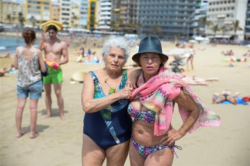 Playa de Las Canteras en Semana Santa