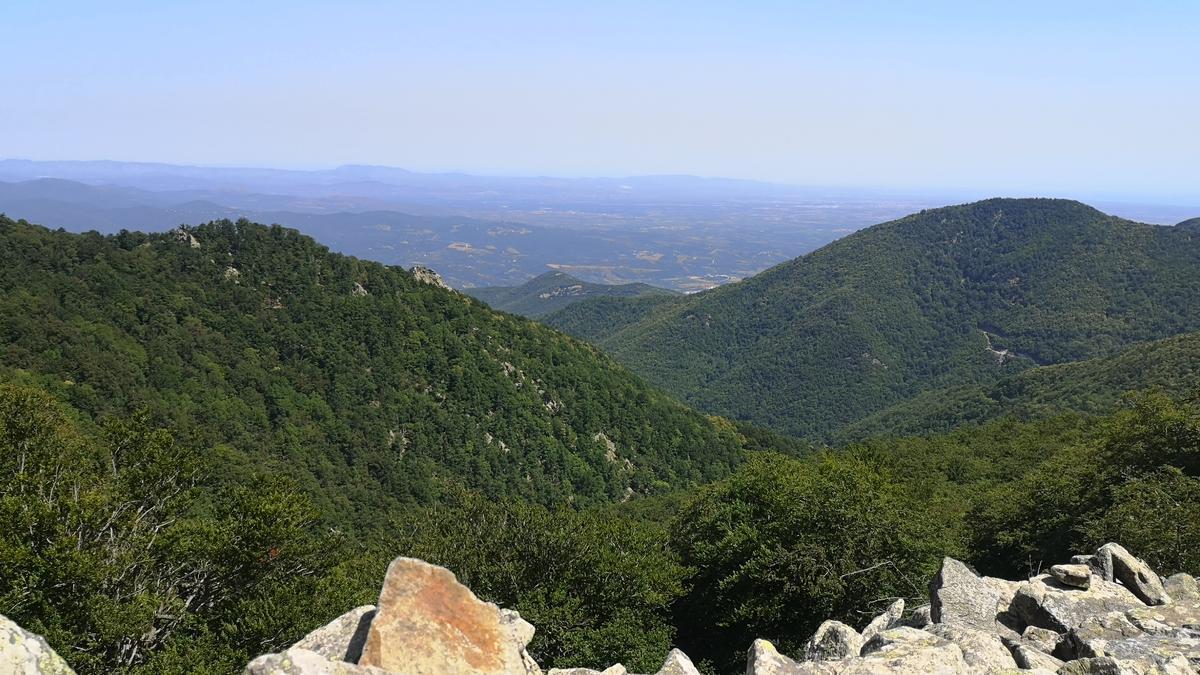 Vista del nord oest de la comarca de l’Alt Empordà