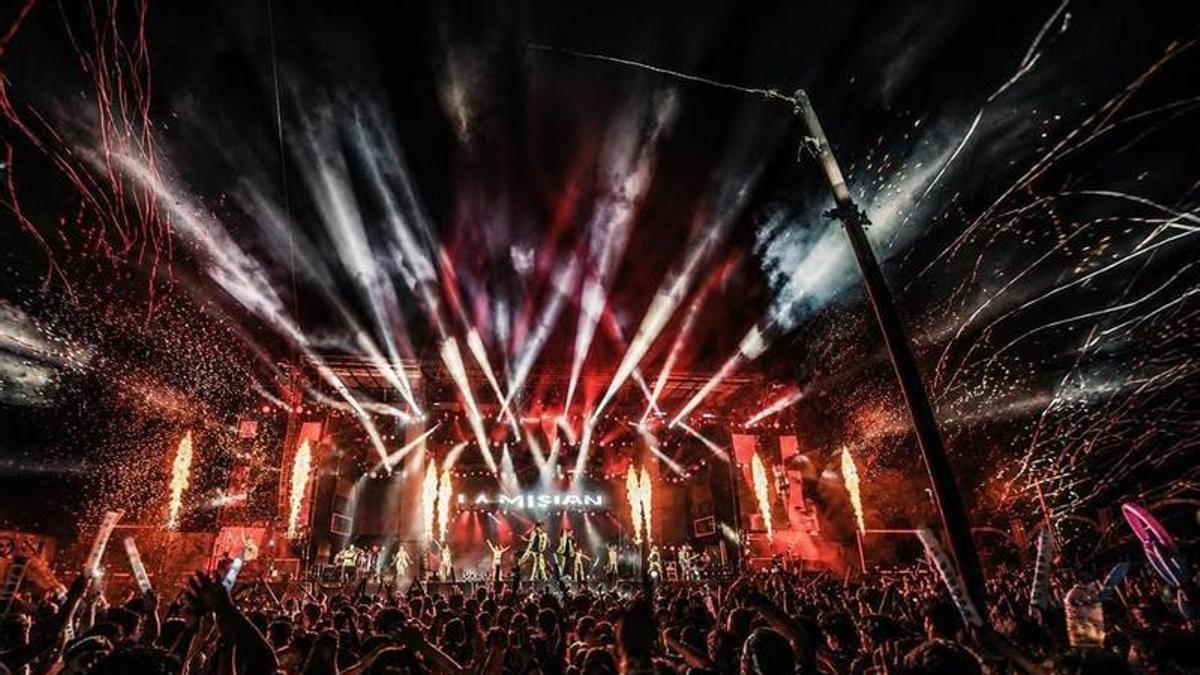 La orquesta con el espectáculo más grande de España