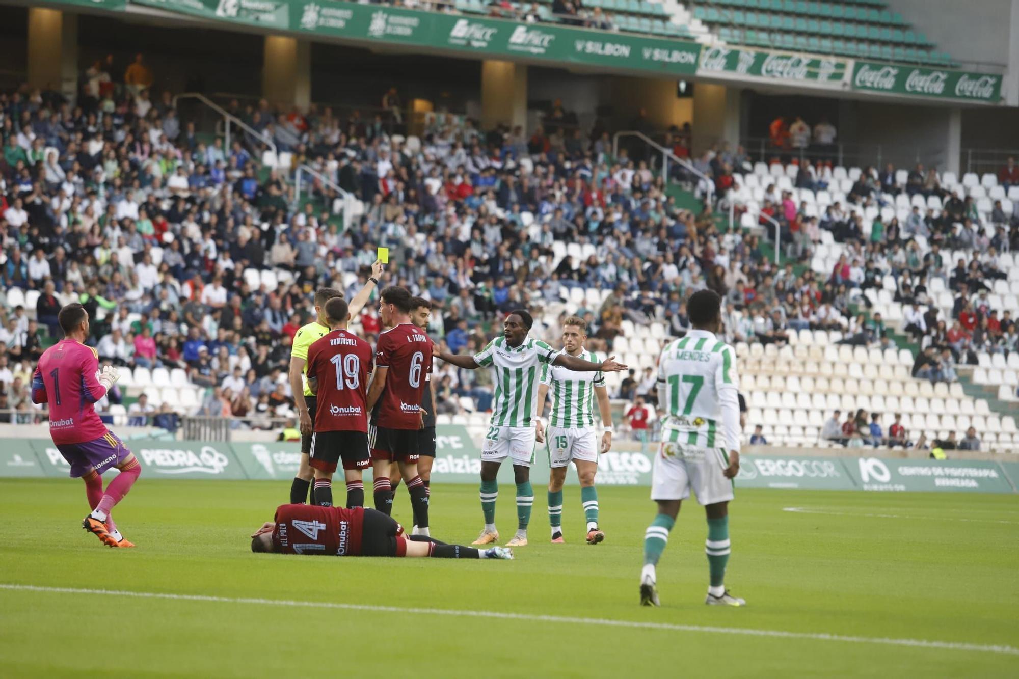 Córdoba CF - Recreativo de Huelva: las imágenes del partido en El Arcángel