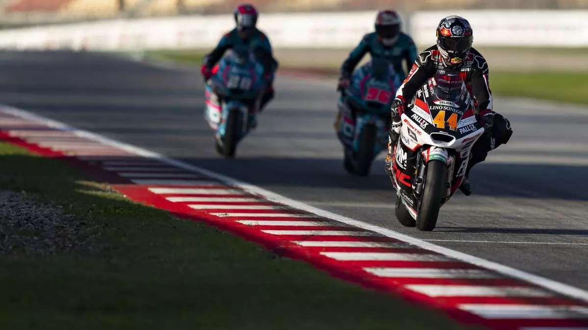 Aron Canet sigue de dulce en el Circuit y saldr芍 primero en parrilla