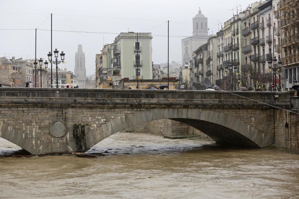 El riu Onyar, al seu pas per Girona