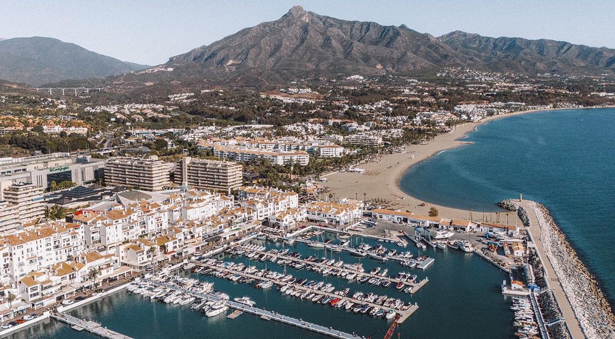 Viviendas en Puerto Banús, una de las zonas más exclusivas de Marbella y del resto de la Costa del Sol. | L.O.