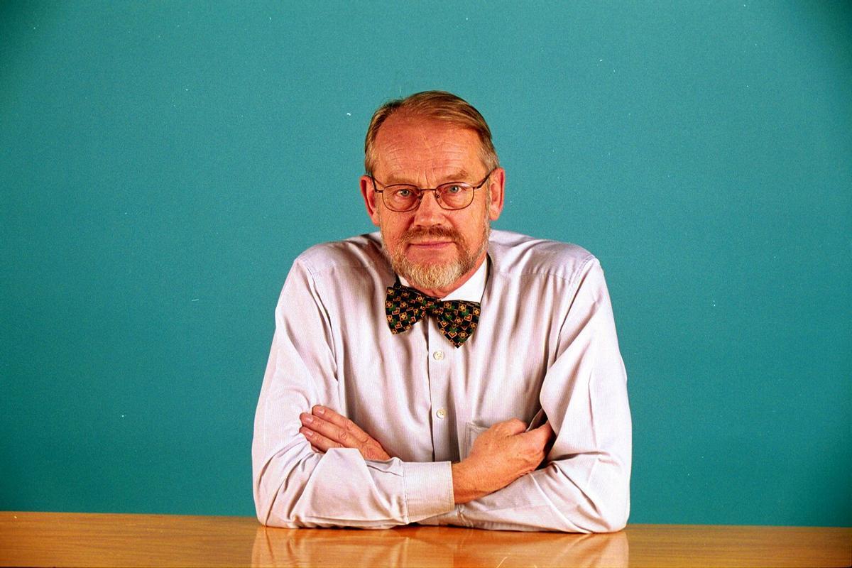 Ole Thorson, en una foto del año 2000 que servía para ilustrar sus artículos de opinión en el diario