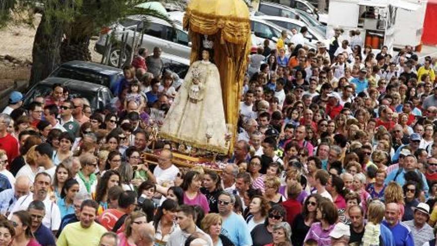 El fervor de Aspe a la Virgen de las Nieves cumple en agosto 600 años.
