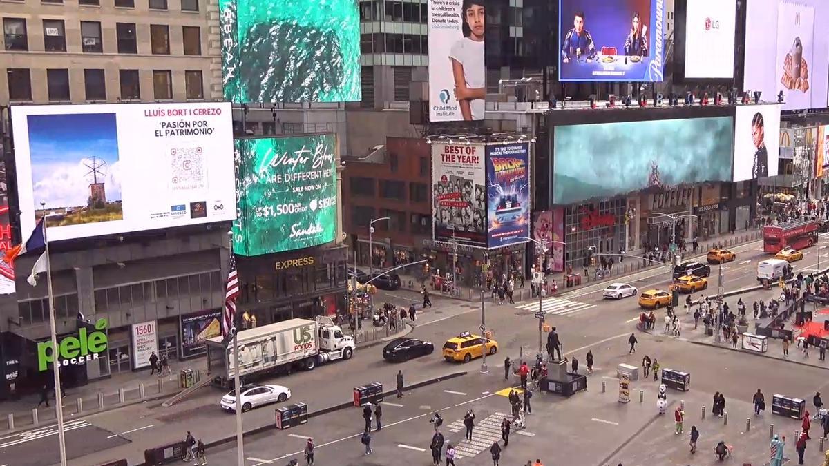 La foto del molino se expuso en Times Square