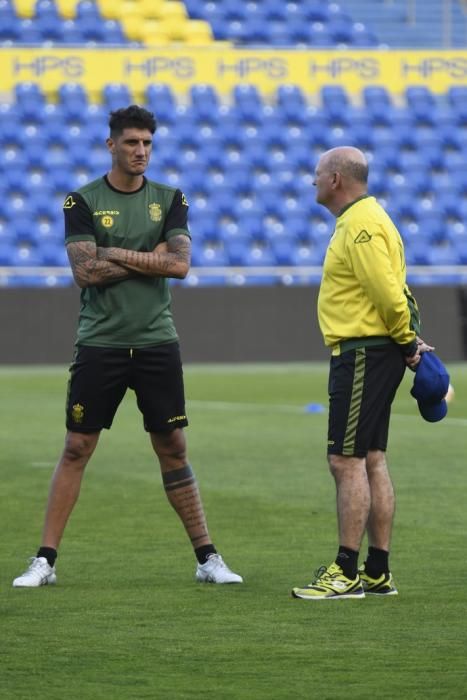 DEPORTES 05-03-19  LAS PALMAS DE GRAN CANARIA.  Primer entrenamiento de Pepe Mel. FOTOS: JUAN CASTRO