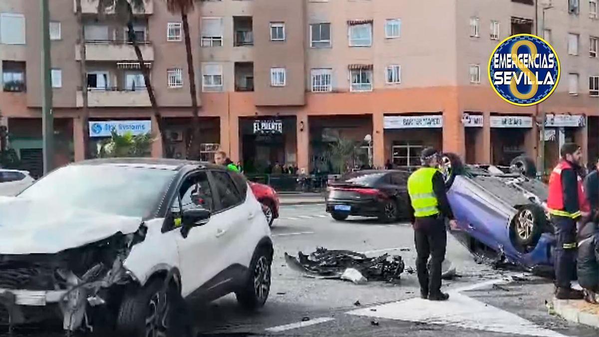 VÍDEO | Accidente de tráfico en Sevilla capital este domingo, 8 de febrero