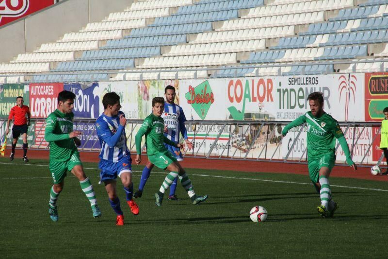 Partido entre La Hoya y el Linares