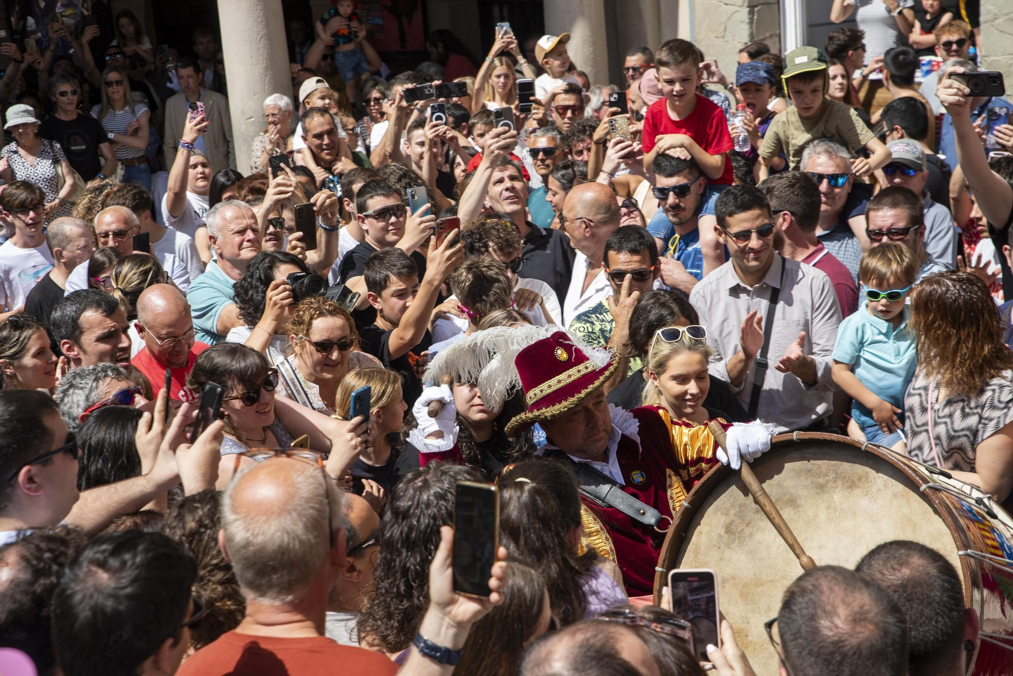 Ple de Patum i cercavila del Tabal a Berga