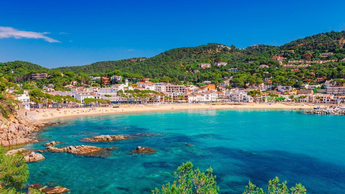 El precioso pueblo de la Costa Brava que cada verano pasa de 300 habitantes a 400