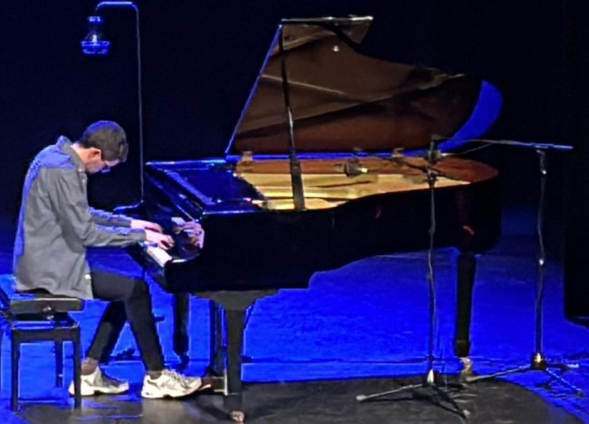 Vicente Urones, en el teatro Latorre de Toro | CEDIDA