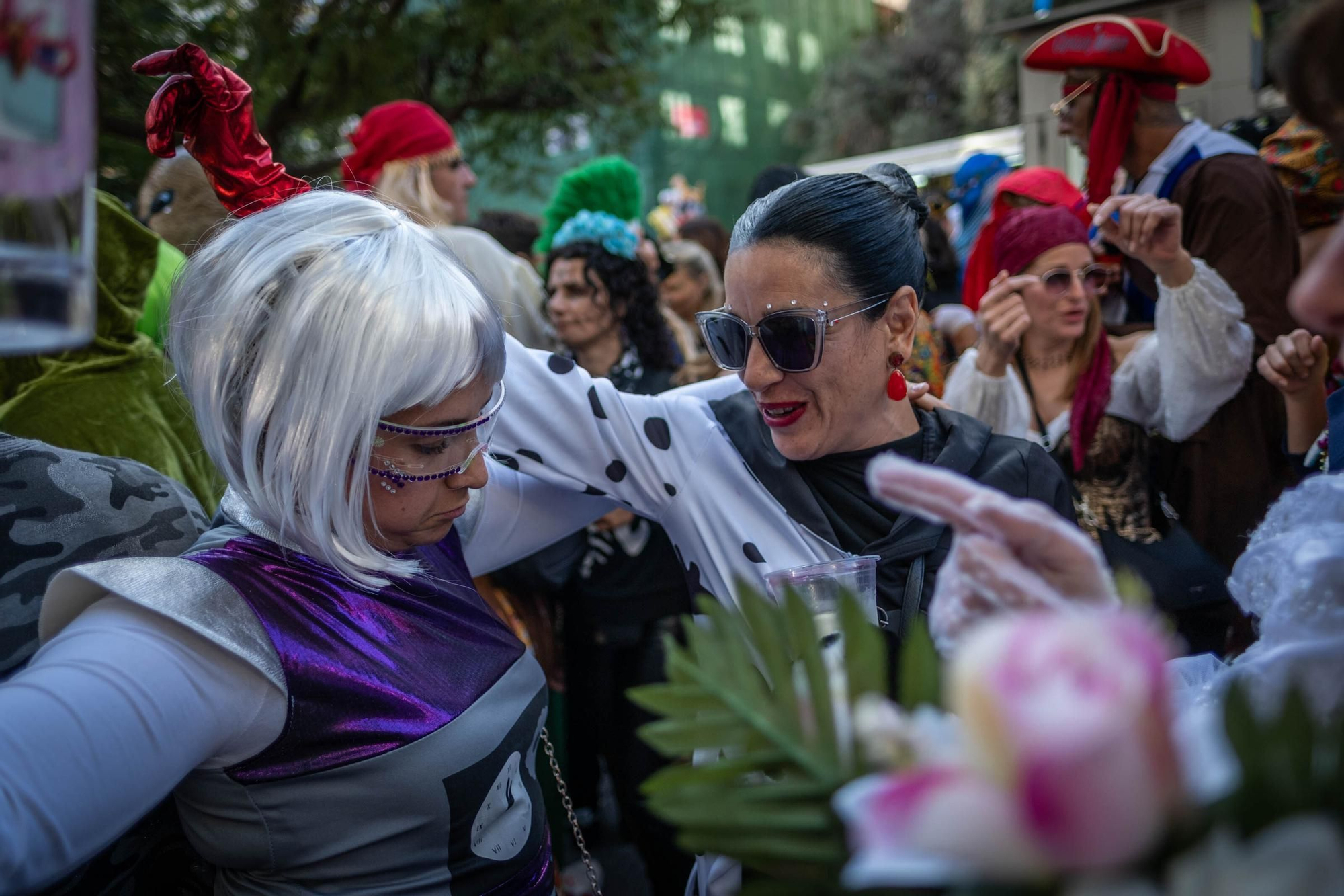 Santa Cruz celebra su segundo Carnaval de día