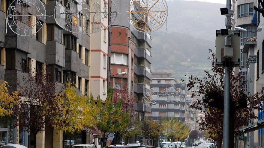 Un juez abre la puerta a anular las multas  por saltarse el foto rojo en toda España