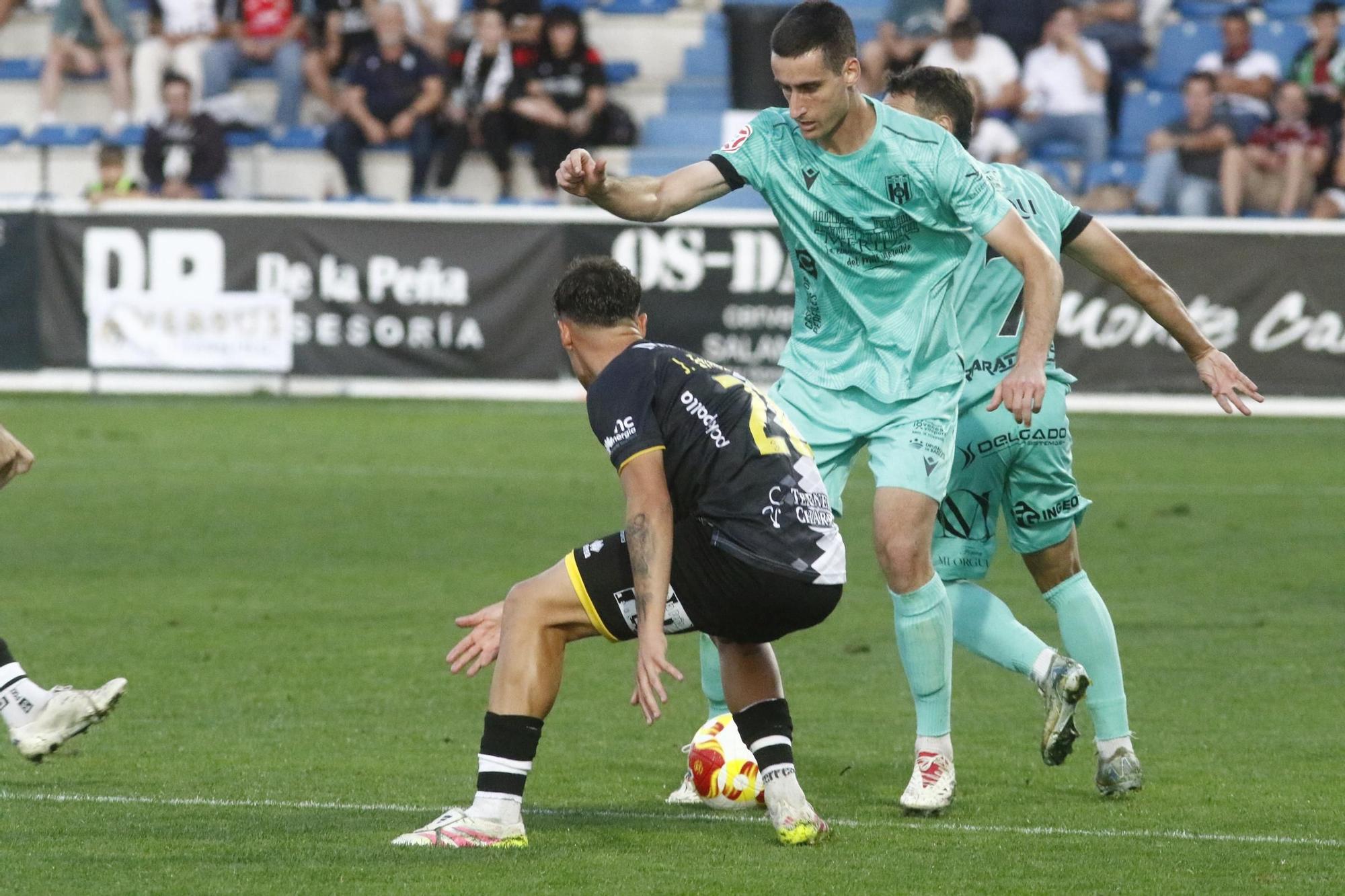 FOTOGALERÍA: Las imágenes de la derrota del Mérida en Salamanca (2-0)