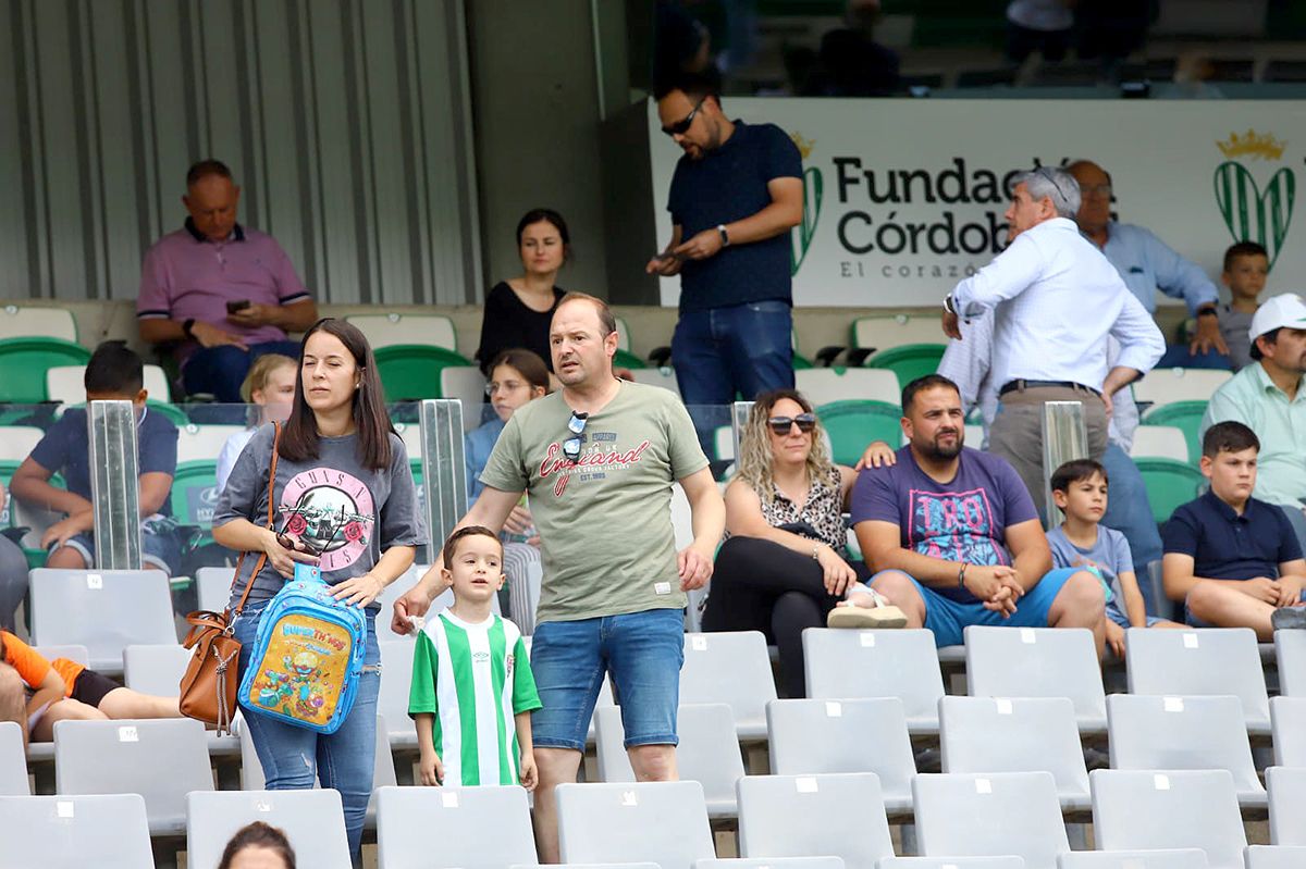 Las imágenes de la afición en el Córdoba CF - San Fernando