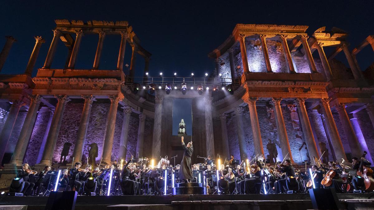 Vídeo | La Film Symphony Orchestra regala a Mérida una noche de película