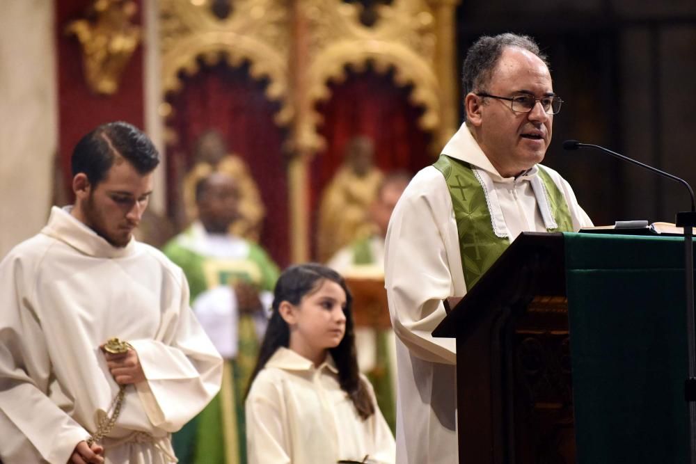 El ruandès Jean Hakolimana (mossèn Joan) oficialitza la seva primera missa com a rector de la Seu de Manresa