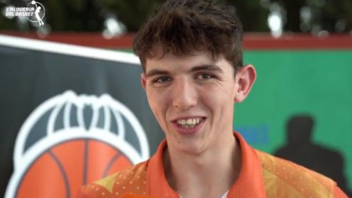 Sergio De Larrea, firme promesa del Valencia Basket